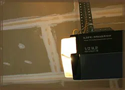 SOS Garage Doors Sutton, MA 508-276-5052 - openers-sid-gr-02m